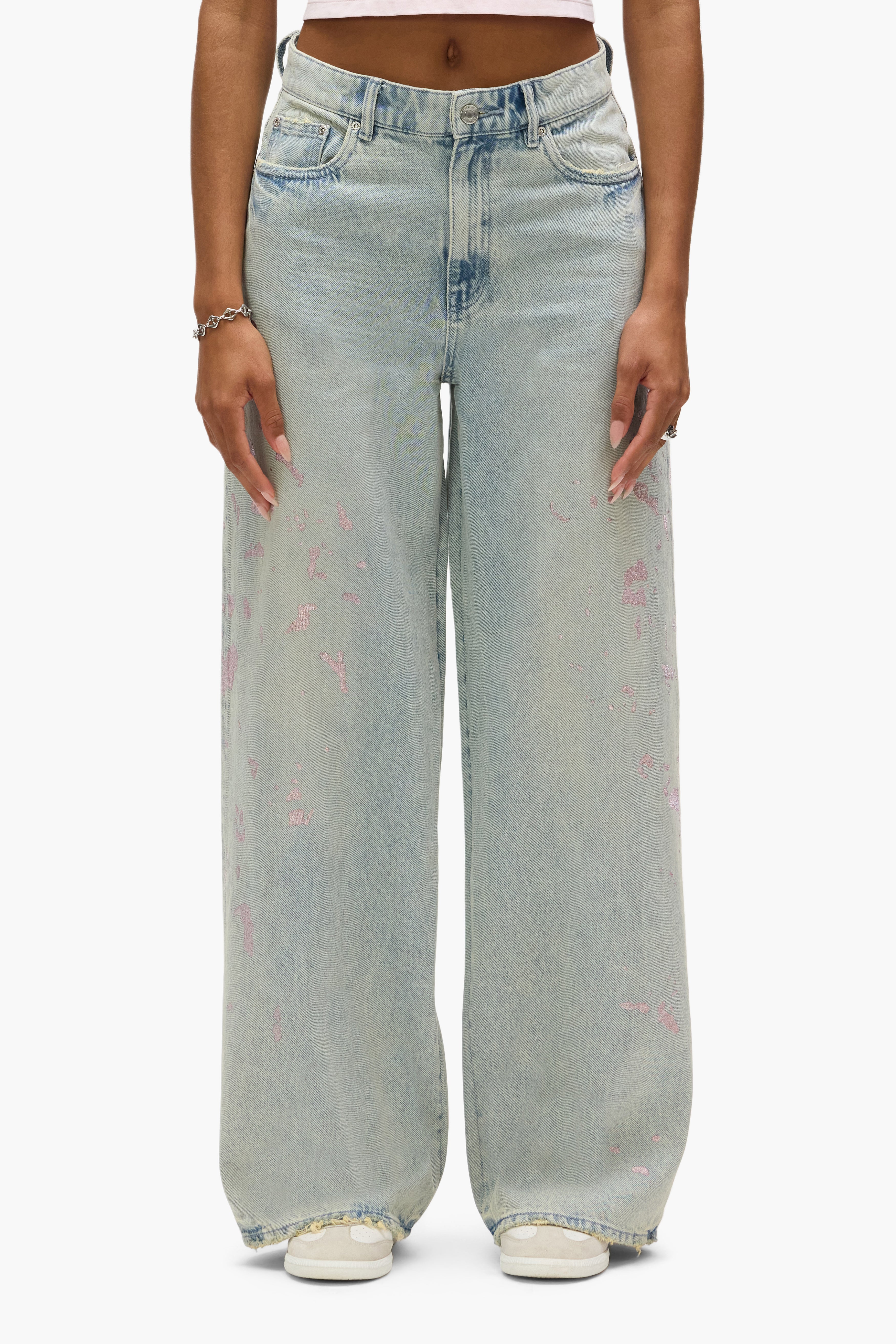 Baggy Paint Embroidery