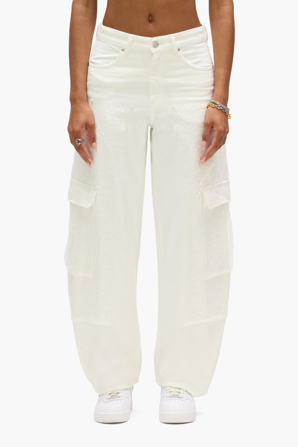 Barrel Lace Carpenter