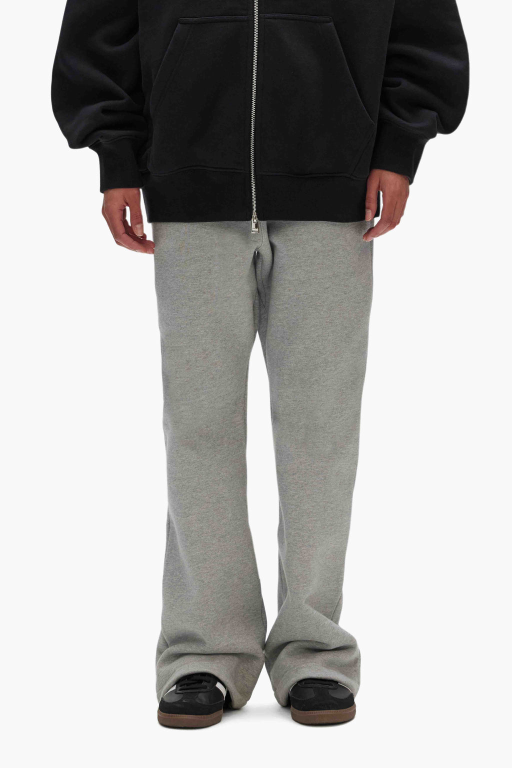 Basic Flared Sweatpant